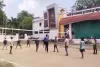 डूंगरपुर के लक्ष्मण मैदान में जिला स्तरीय वॉलीबोल प्रतियोगिता का हुआ आगाज, उद्घाटन मैच में कहारी-ए ने शिशोद टीम को हराया
